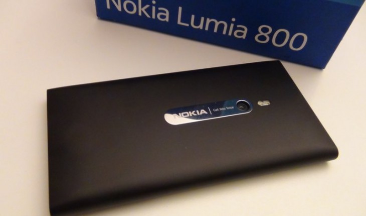 Lumia 800 vs Nokia N8 vs Nokia E7, foto a confronto