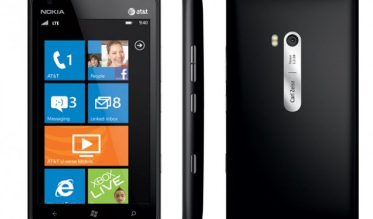 Nokia Lumia 900 at&t, specifiche tecniche e immagini ufficiali