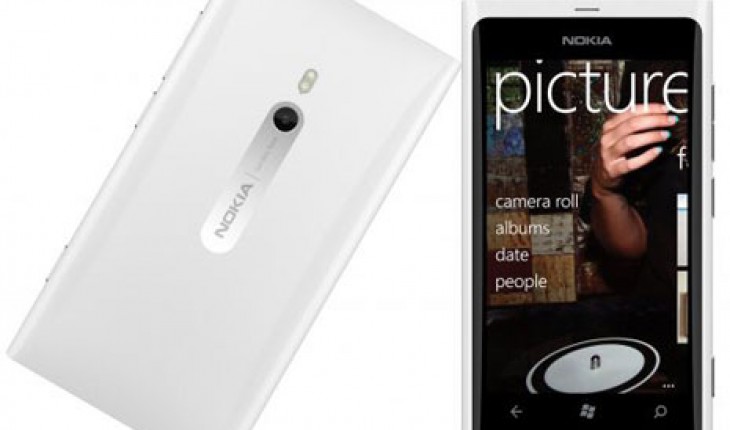 Nokia Lumia 800, l’update firmware 8107.12070 disponibile anche per i Country Variant e i NoBrand
