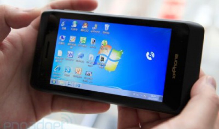 ITG xpPhone 2: uno smartphone con a bordo Windows 7 versione desktop