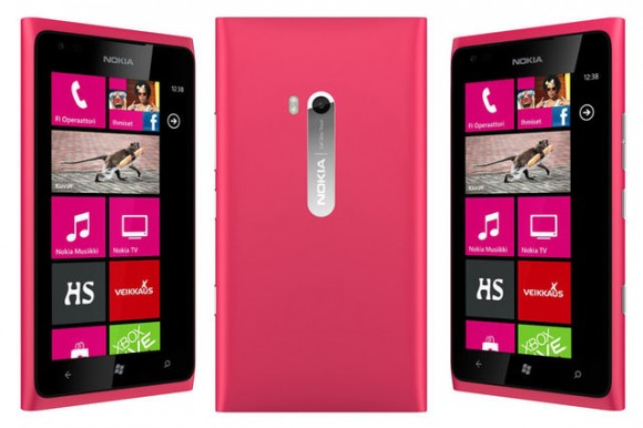 Nokia Lumia 900 Magenta