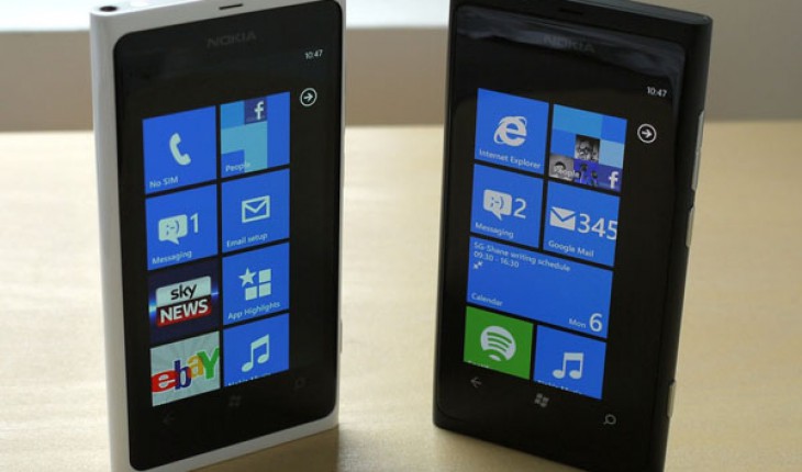 Nokia Lumia 800 White & Black
