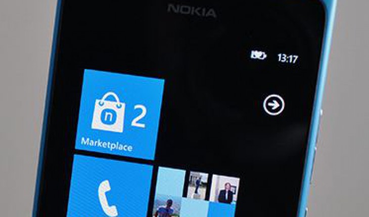 Nokia Lumia 900, in vendita nel Regno Unito con Windows Phone Tango preinstallato