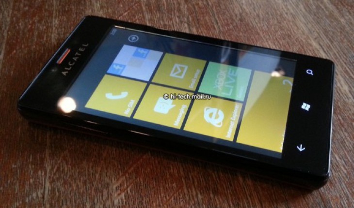 Un device Windows Phone a marchio Alcatel è in arrivo