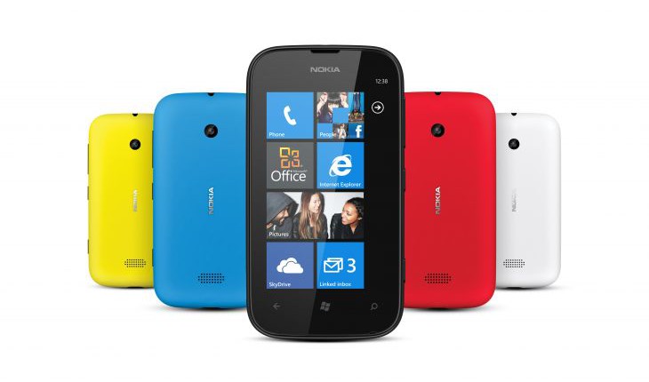 Nokia Lumia 510: prime immagini, hands on video e confronto sulle specifiche tecniche con il Nokia Lumia 610