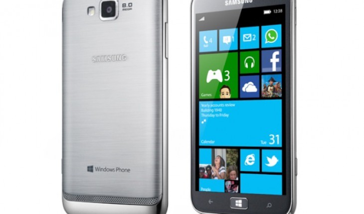 Samsung ATIV S, specifiche tecniche e immagini ufficiali