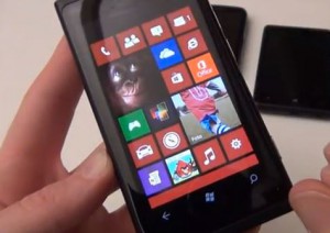 Nokia Lumia 800 con Windows Phone 7.8