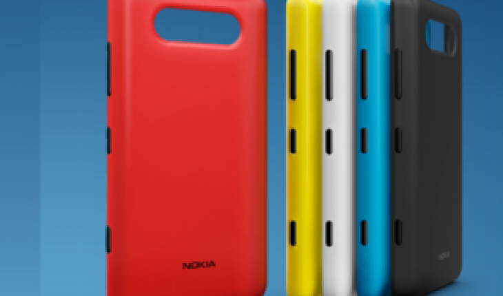 Nokia pubblica i disegni meccanici del Lumia 820 per la personalizzazione delle cover intercambiabili