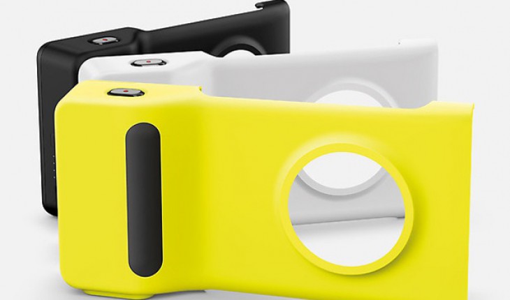 Camera Grip per Nokia Lumia 1020, foto e specifiche ufficiali della speciale cover con batteria integrata