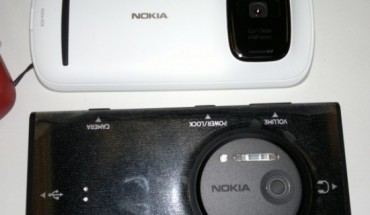 Nokia Lumia 1020 vs Nokia 808 PureView