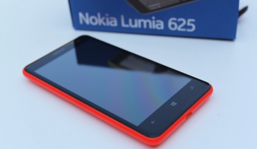 Nokia Lumia 625, tutte le sue caratteristiche e funzionalità nella nostra video recensione completa
