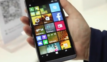 [MWC 2015] Coship X1, l’elegante Windows Phone impermeabile e resistente alla polvere (video)