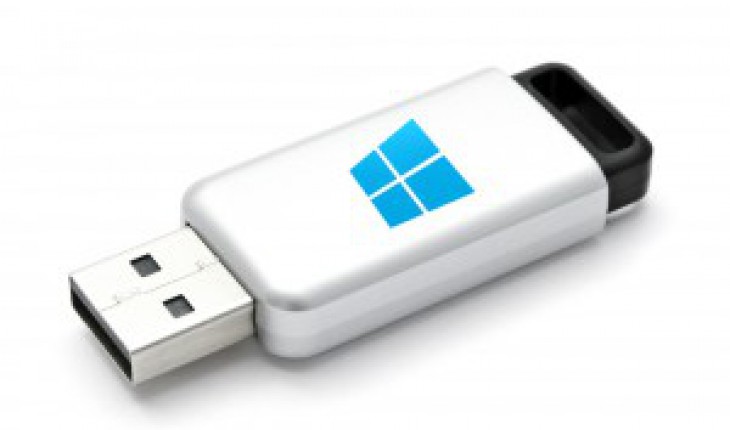 Rumor: Windows 10 Home e Professional saranno disponibili anche su Drive USB