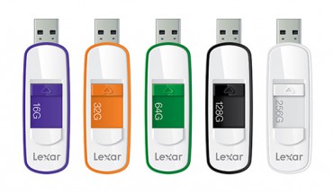 Offerta Amazon: Memoria Flash Lexar (USB 3.0) da 128 GB a soli 31,92 Euro anziché 129,90 Euro
