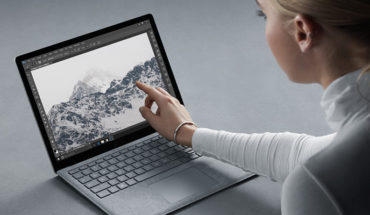 Il Surface Laptop riceve un firmware update con migliorie al sistema di sospensione [Aggiornato]