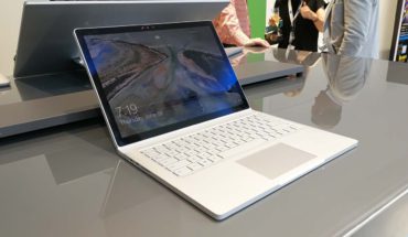 iFixit: anche il Surface Book 2 è difficile da smontare e riparare (punteggio: 1/10)